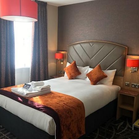 The Crown Hotel Wetherspoon Biggleswade Exteriör bild