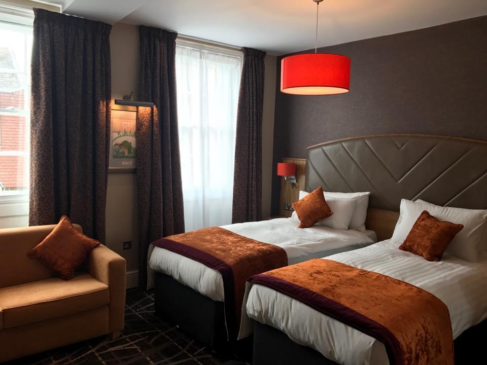 The Crown Hotel Wetherspoon Biggleswade Exteriör bild