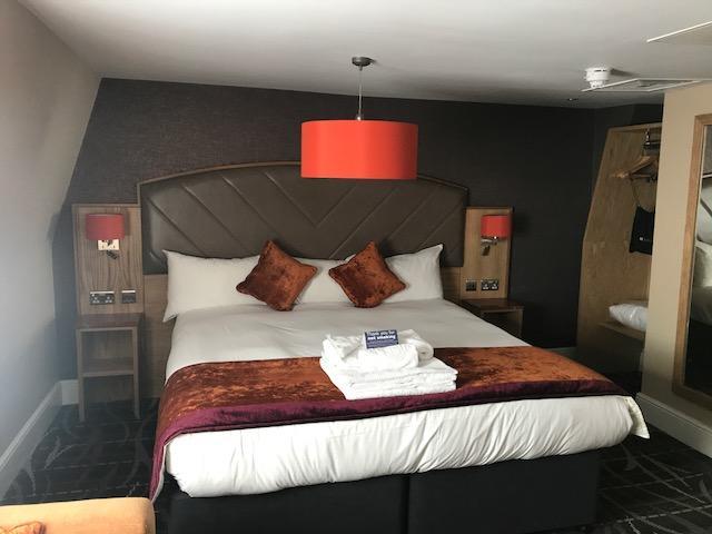 The Crown Hotel Wetherspoon Biggleswade Exteriör bild