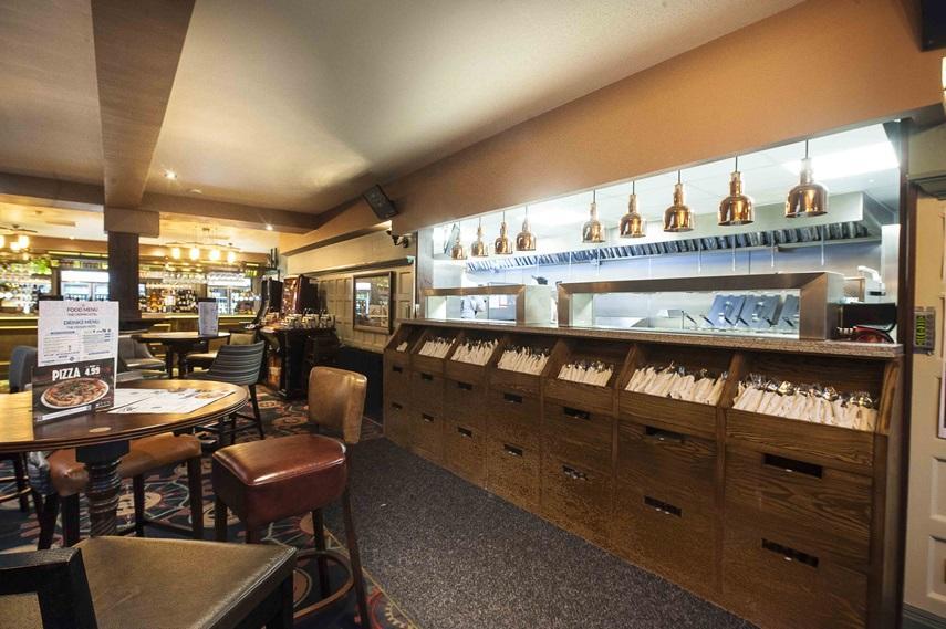 The Crown Hotel Wetherspoon Biggleswade Exteriör bild