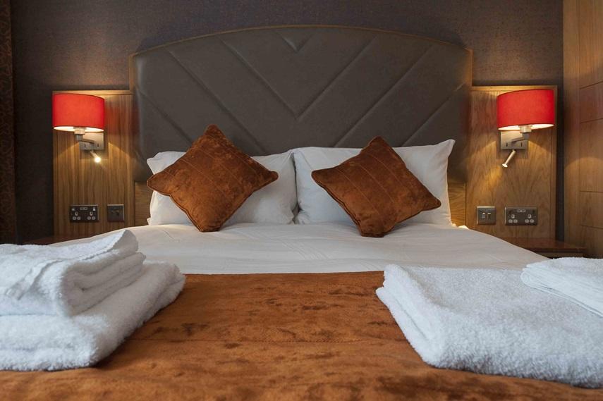 The Crown Hotel Wetherspoon Biggleswade Exteriör bild